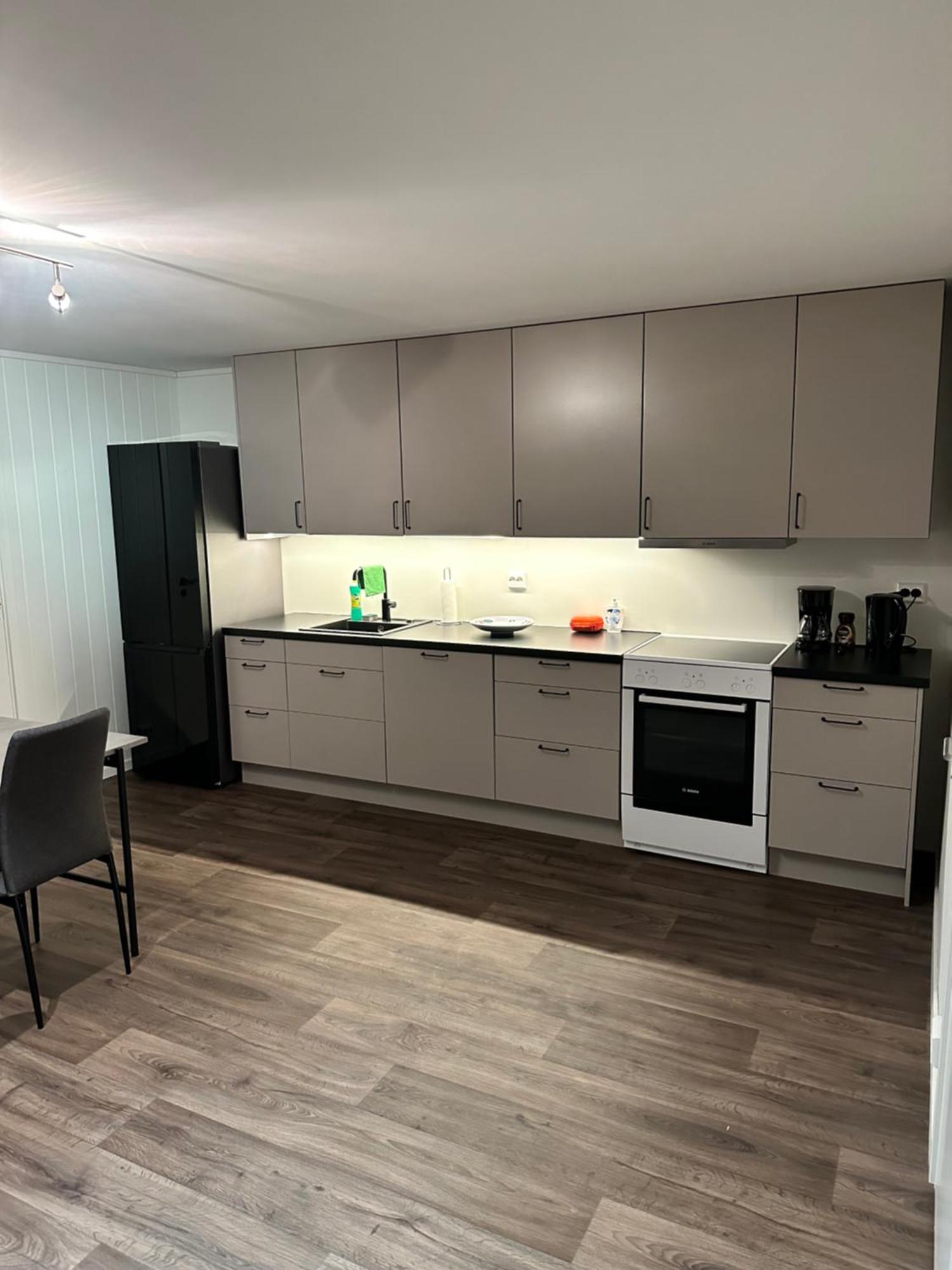 Your Home Away From Home, Apartment 2 Tromsø Eksteriør bilde